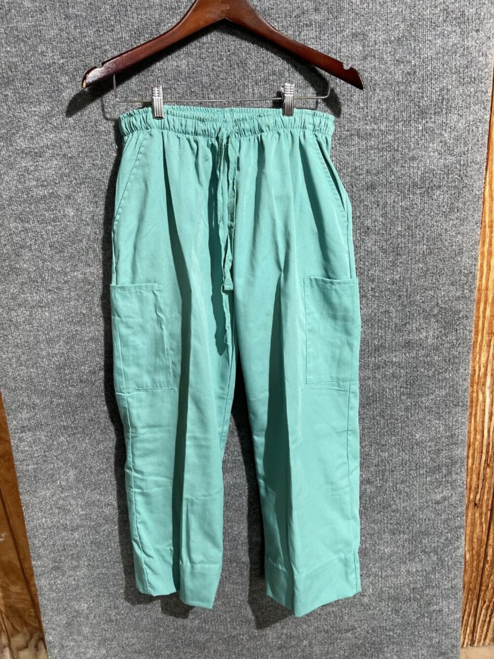Young USA Pants Womens Small Green Cargo Straight Leg Elastic Waist Pockets
